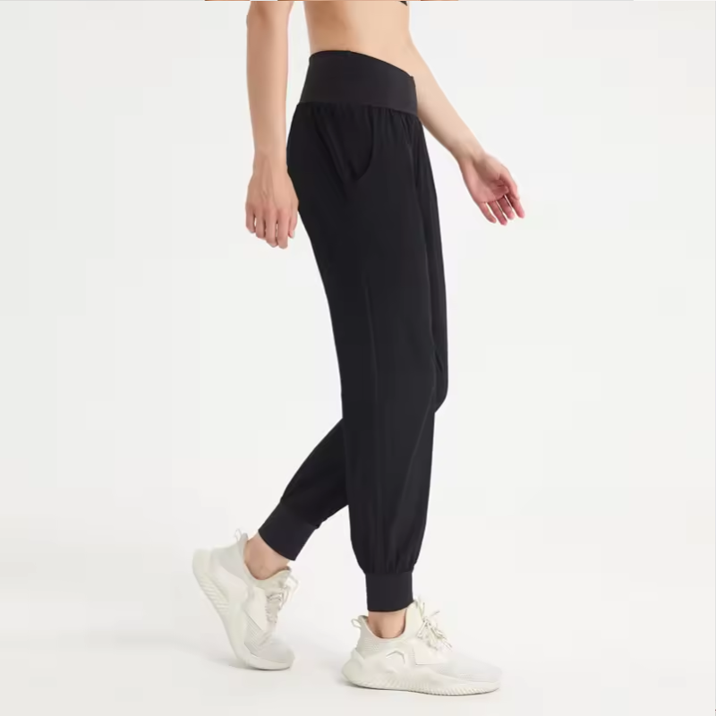 V Waist Activewear Training Pants ACTIVE STRETCH